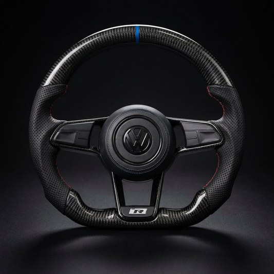 Volant personnalisé VW Golf 7 style Audi R8 - méplat racing carbone forgé - Custom By Us