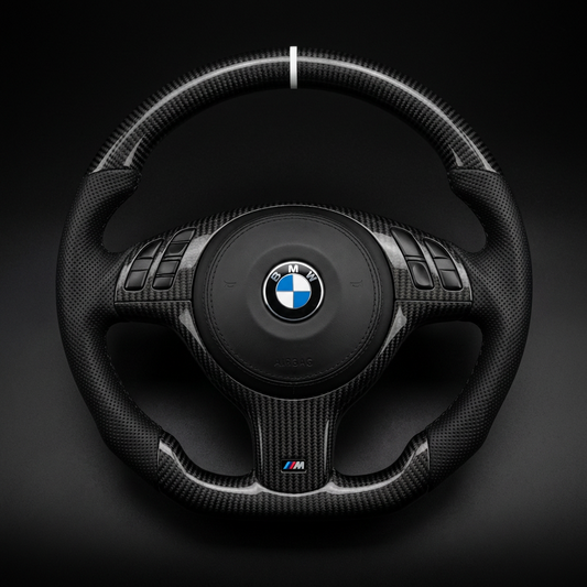 Volant personnalisé BMW E46 E39 M3 sur mesure - alcantara carbone forgé - Custom By Us